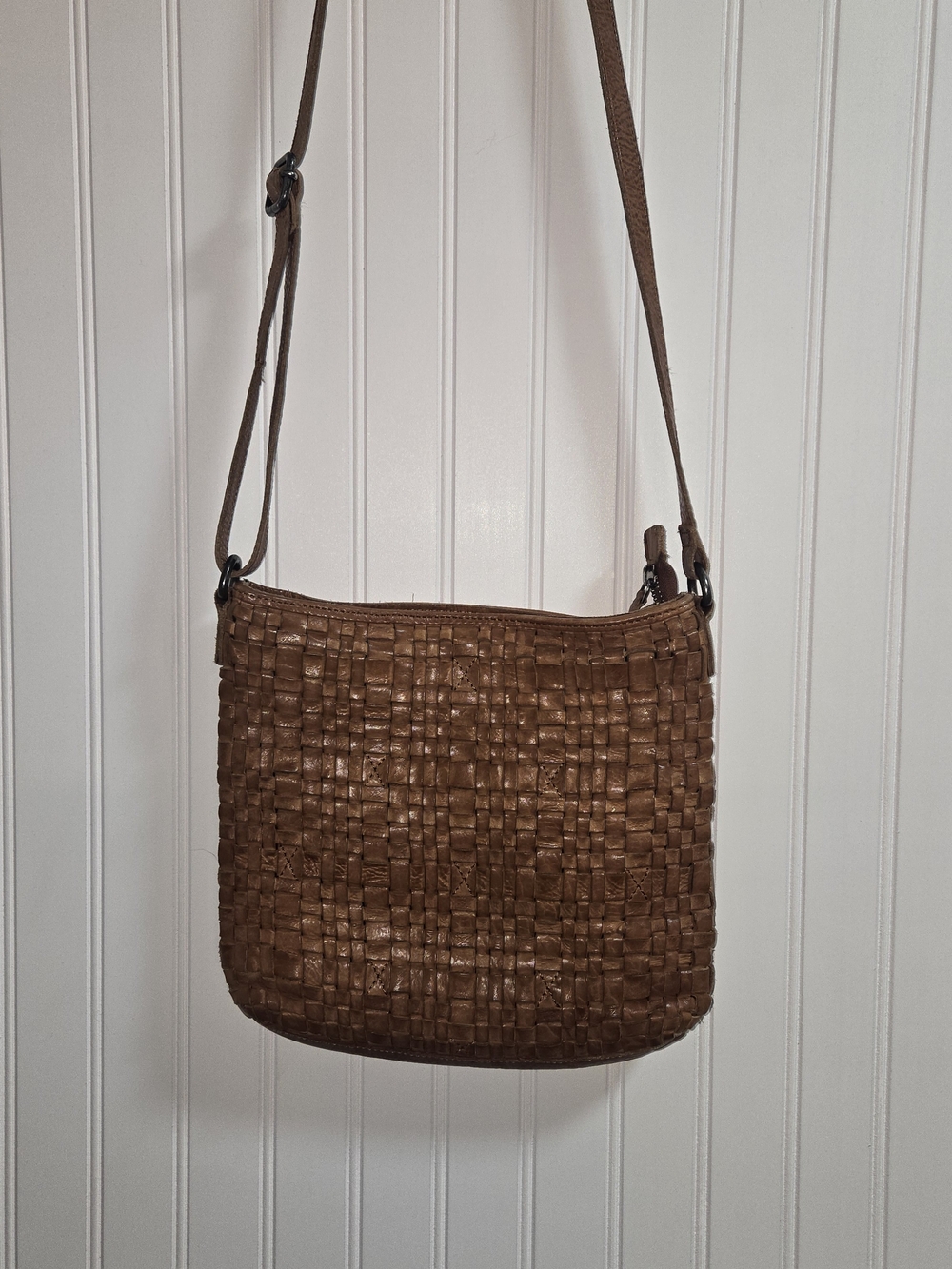 Woven Crossbody Bag in Brown